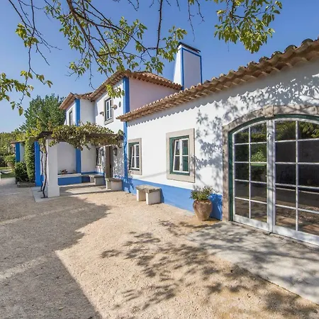 Meet The Artist's Retreat Sintra